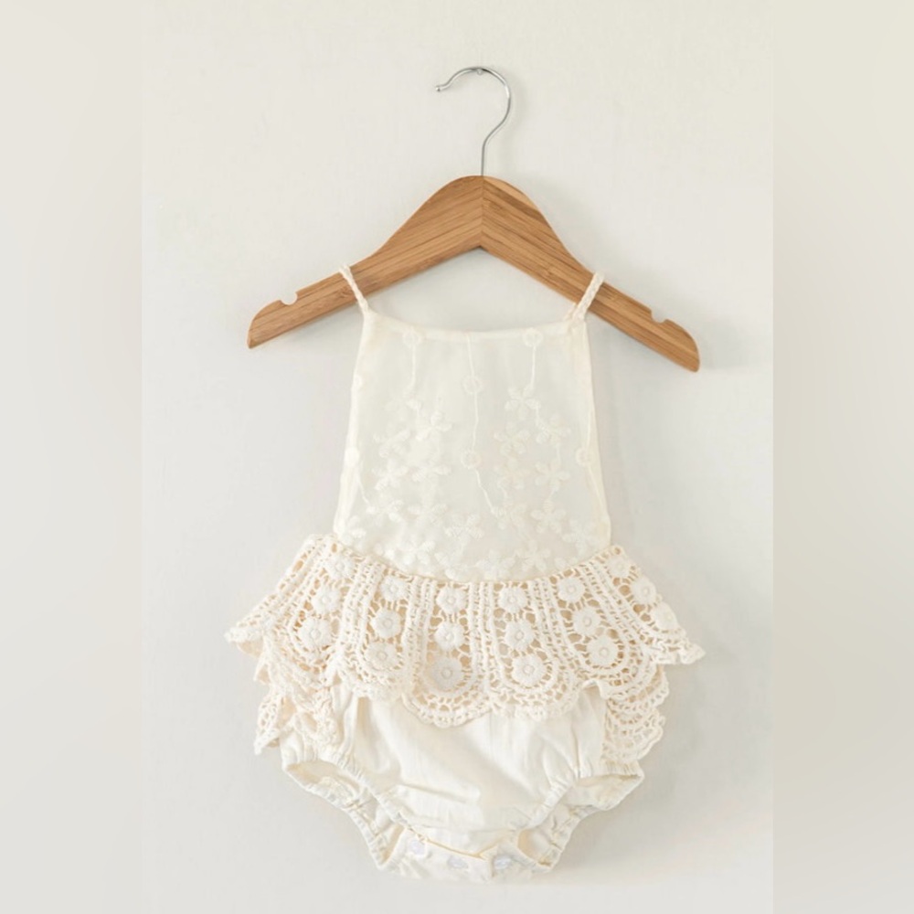 NWOT Reverie Threads Crochet Boho Romper, size 12-18 mo